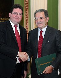 Christian Tietje, Dean of the Faculty of Law and Economics at Martin Luther University and Romano Prodi (Photo: Maike Glckner)