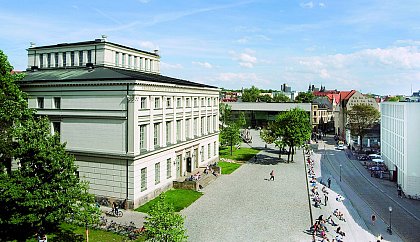 Blick auf den Universittsplatz (Foto: Norbert Kaltwaer)